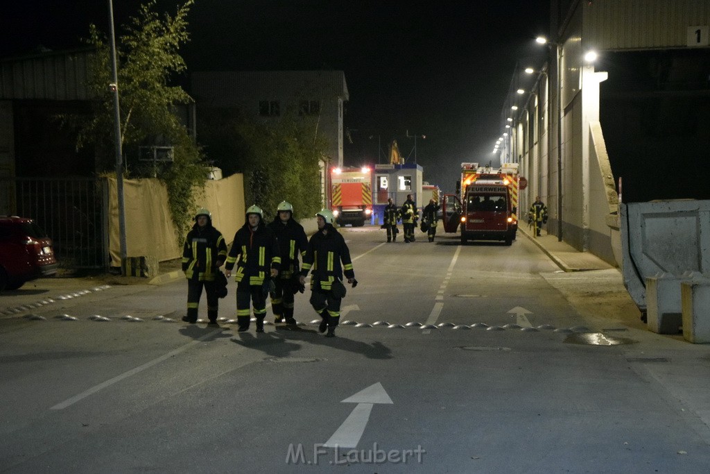 Feuer 2 AVG Koeln Rath Heumar Wikingerstr P088.JPG - Miklos Laubert